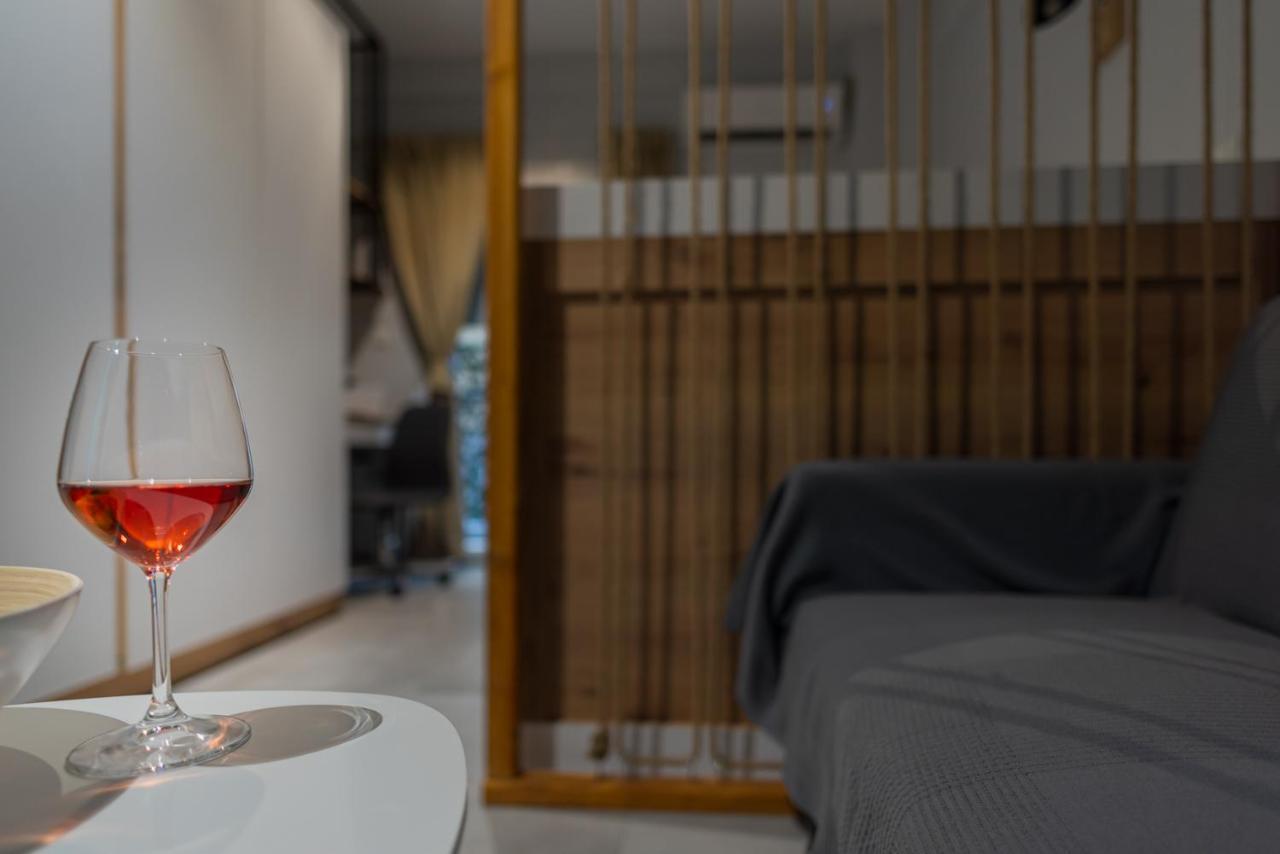 Welcome Home 365 Studio Apartment Nº1 Thessaloniki City Centre Buitenkant foto